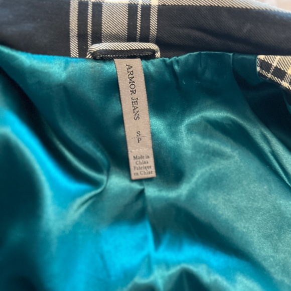 Black and White Trench Coat - Picture 5 of 8